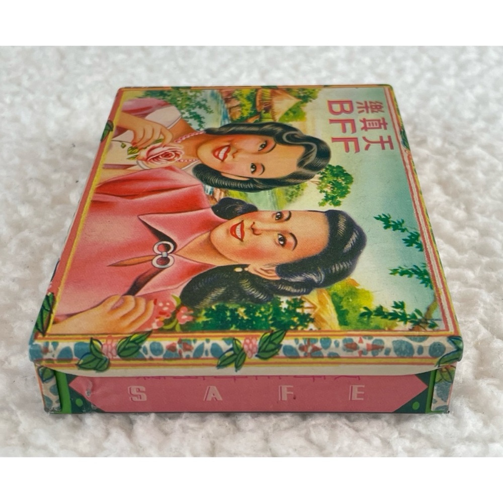 BLUE Q • Pink/Green/Multi 2011 Asian BFF Novelty Mini Pocket Box - Picture 7 of 15